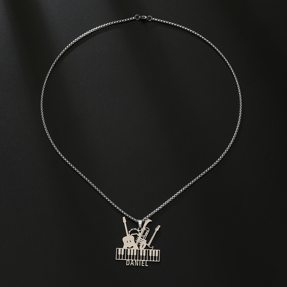 Custom Name Necklaces For Wome - Musical Instrument With Name recensione e prezzo